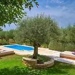 Casa Oliveto Marčana
