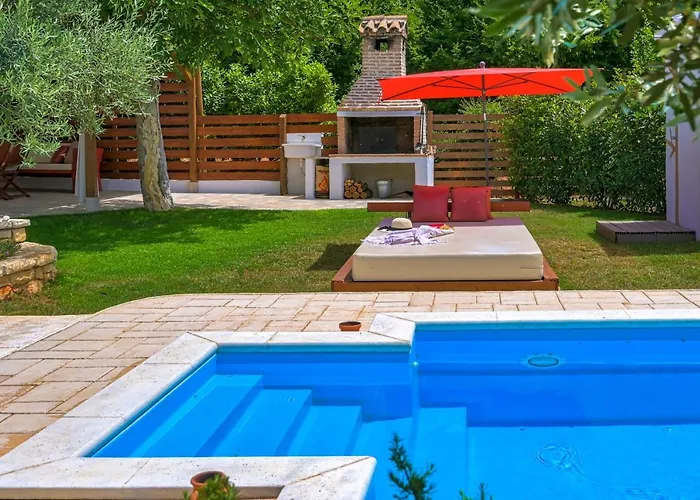 Holiday home Casa Oliveto Marcana